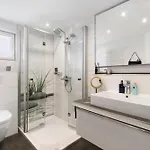 Apartment Mittenglueck