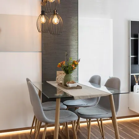 Daire Mittenglueck *